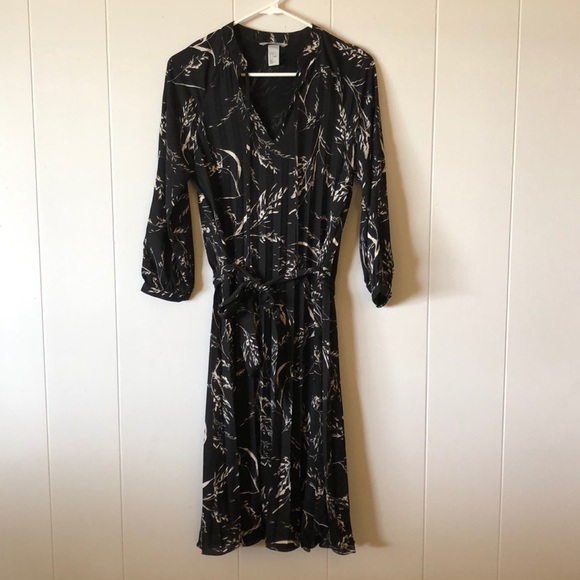 H&M Quarter Sleeved Dress - Picture 1 of 5